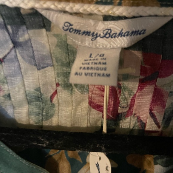 Tommy Bahama Hightide Flora Pintuck Blouse - Picture 5 of 8